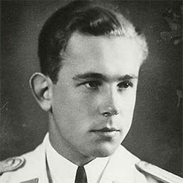 Oberleutnant Ulrich Steinhilper. Oberleutnant Ulrich Steinhilper.