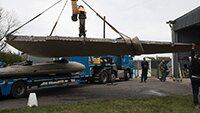 Unloading the starboard wing.