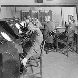 WAAF radio operators.